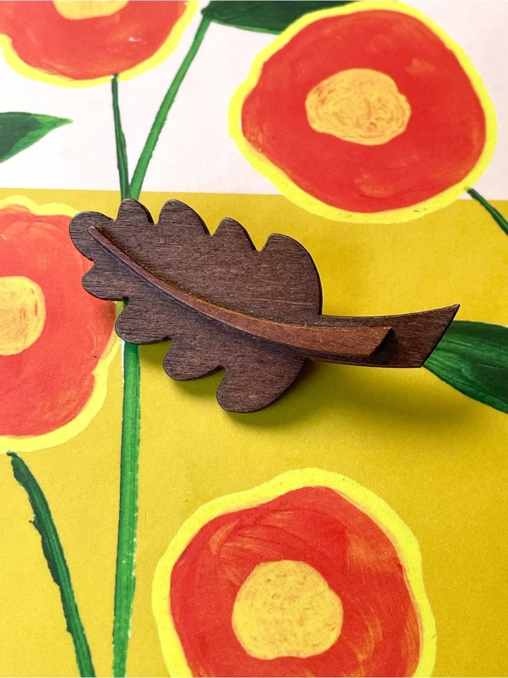 Vintage wooden oak leaf brooch wilderkind boho nature